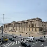 דירה Parisien - Balcon Face Au Louvre *
