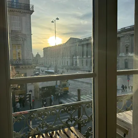 Lejlighed Parisien - Balcon Face Au Louvre Paris